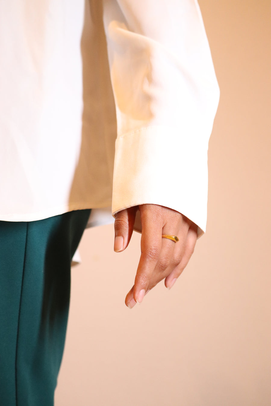 Linea Ring