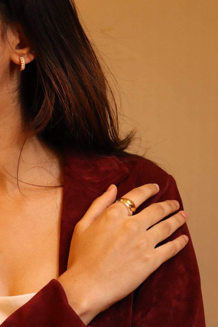 Dual Curve Ring